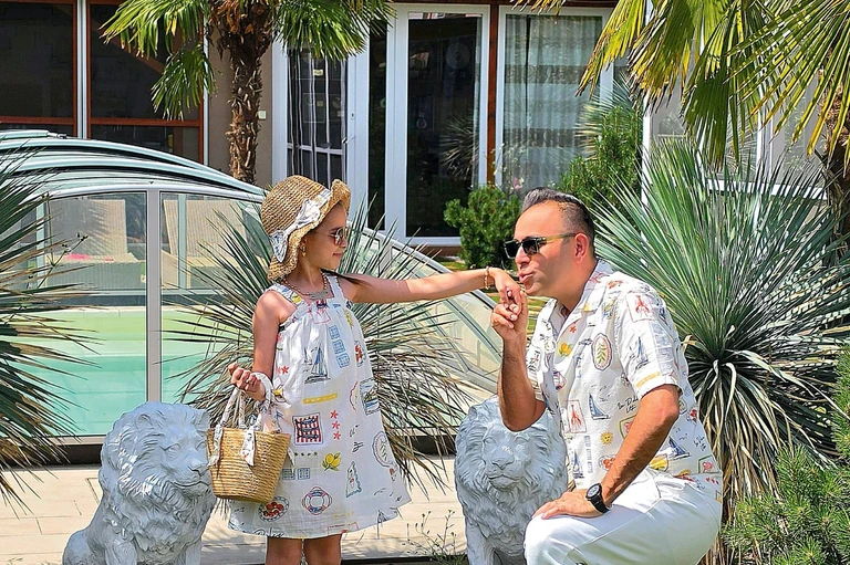 „A Jóisten biztosan azért küldte, hogy örömet hozzon” – Bódi Csabi édesanyját látja a kislányában