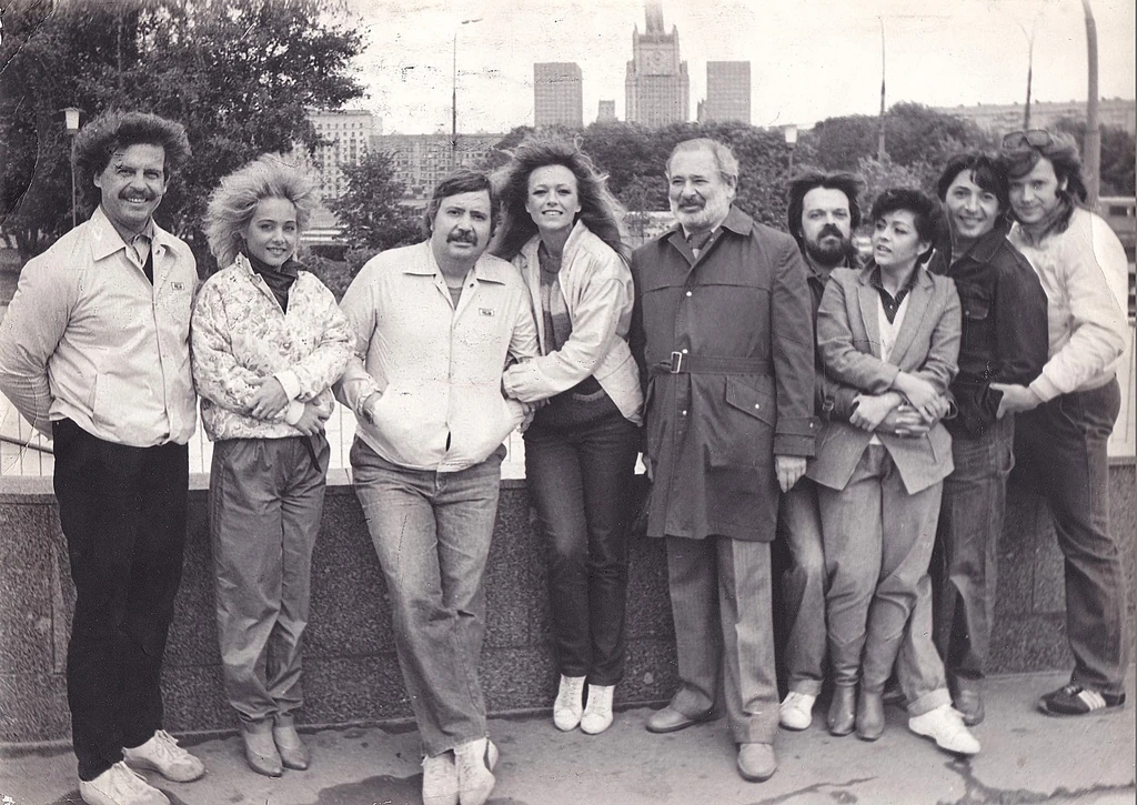 A Neoton Família Erdős Péterrel – Csepregi Éva mellett, jobbra (Fotó: Olajos Piroska/fotocentral.hu)