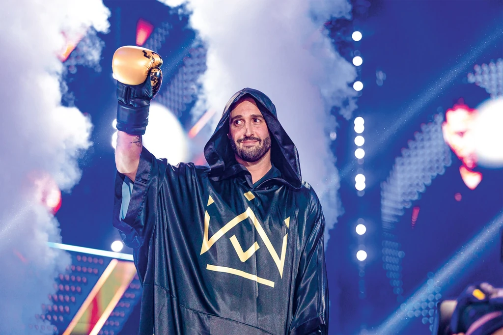 A Sztárboxban Viktor megmutatta, hogy tud küzdeni (Fotó: RTL)