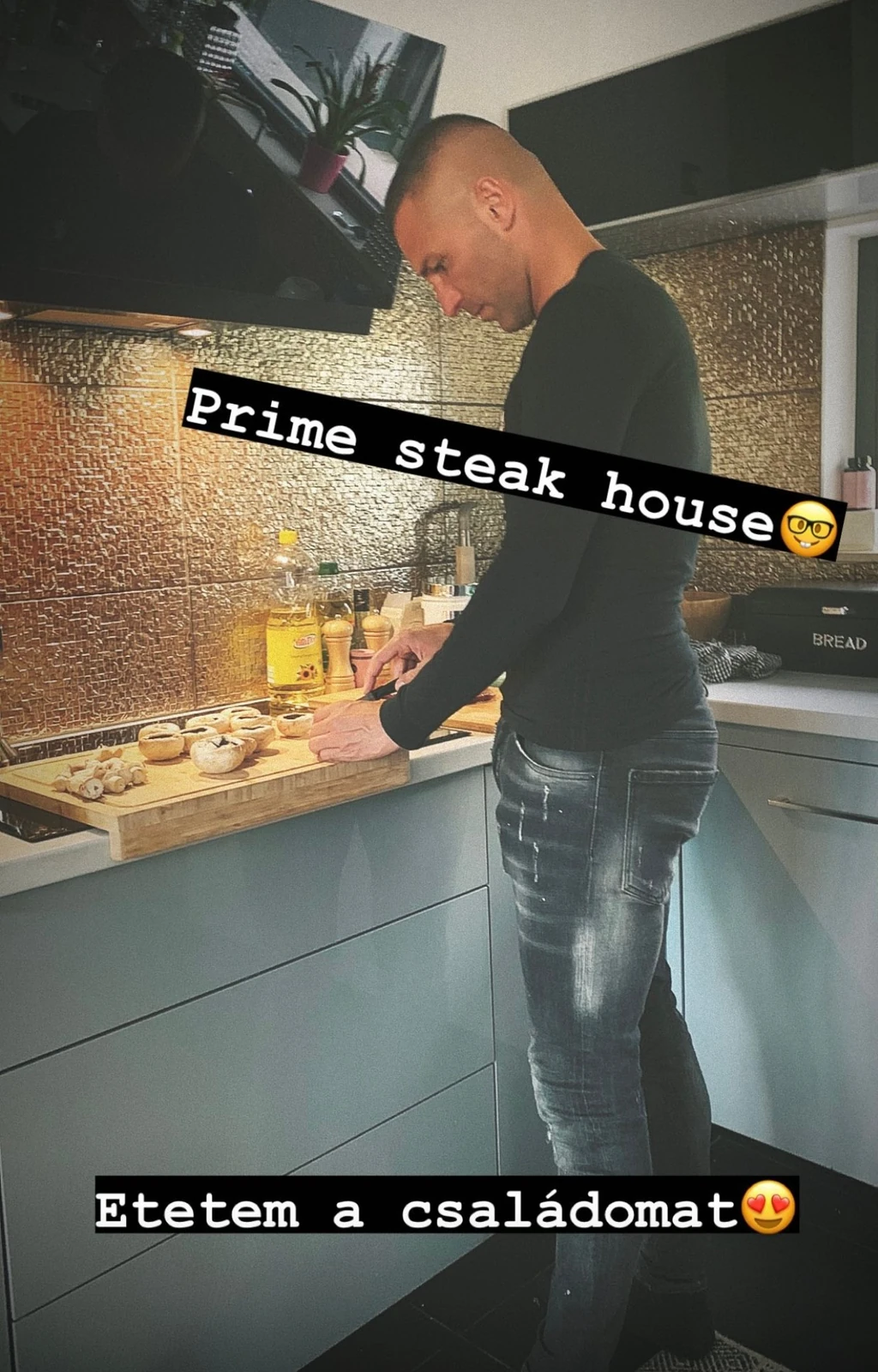 Attila főz is a lányainak, az olasz konyha a specialitása