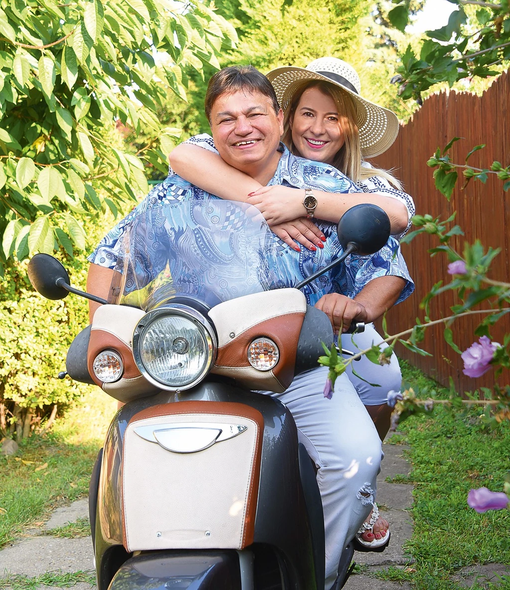 Csocsesz és Angéla már el is jegyezték egymást