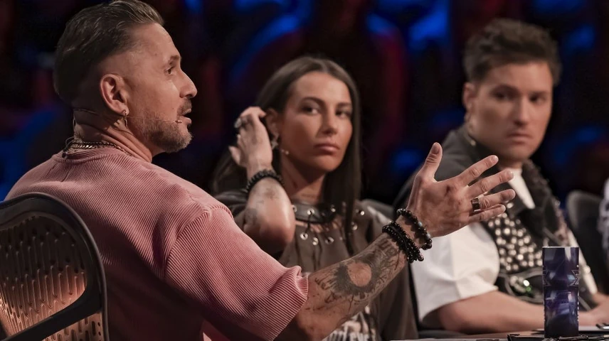 majkatothandivalkuszmilan