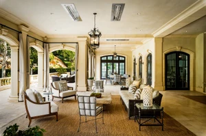 EXCLUSIVE Paris Hilton buys Mark Wahlbergs mansion for 3m after losing house in LA fire