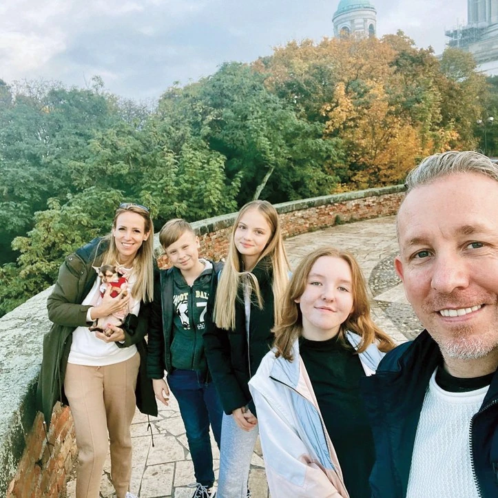 Éva gyerekei, Bálint, Anna és Ákos lánya, Zsófi testvérként szeretik egymást (Fotó: Archív)