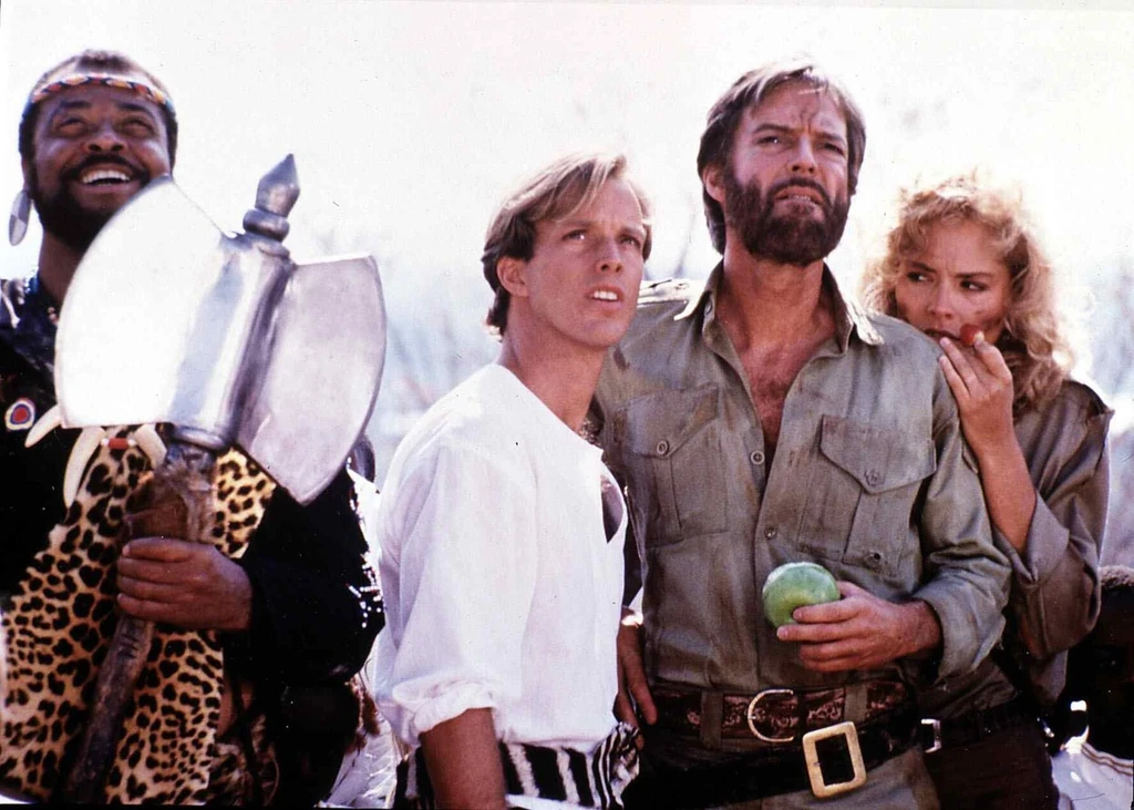 Martin Rabbett‑tel és Sharon Stone‑nal Az elveszett aranyváros fosztogatói című filmben (Fotó: Profimedia)