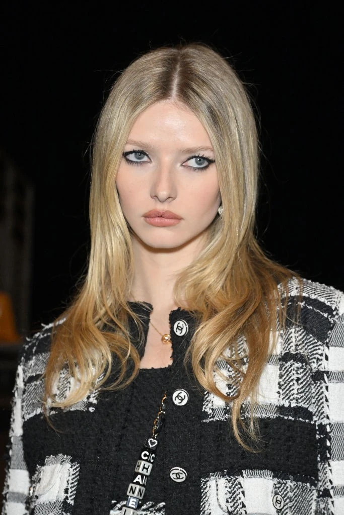 Gwyneth Paltrow lánya, Apple a Chanel divatbemutatóján