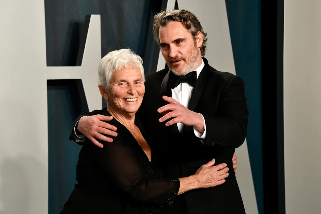Joaquin Phoenix és édesanyja
