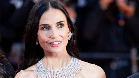 Demi Moore zsűrizni ment Cannes-ba, de a külsejével is nagy feltűnést keltett 