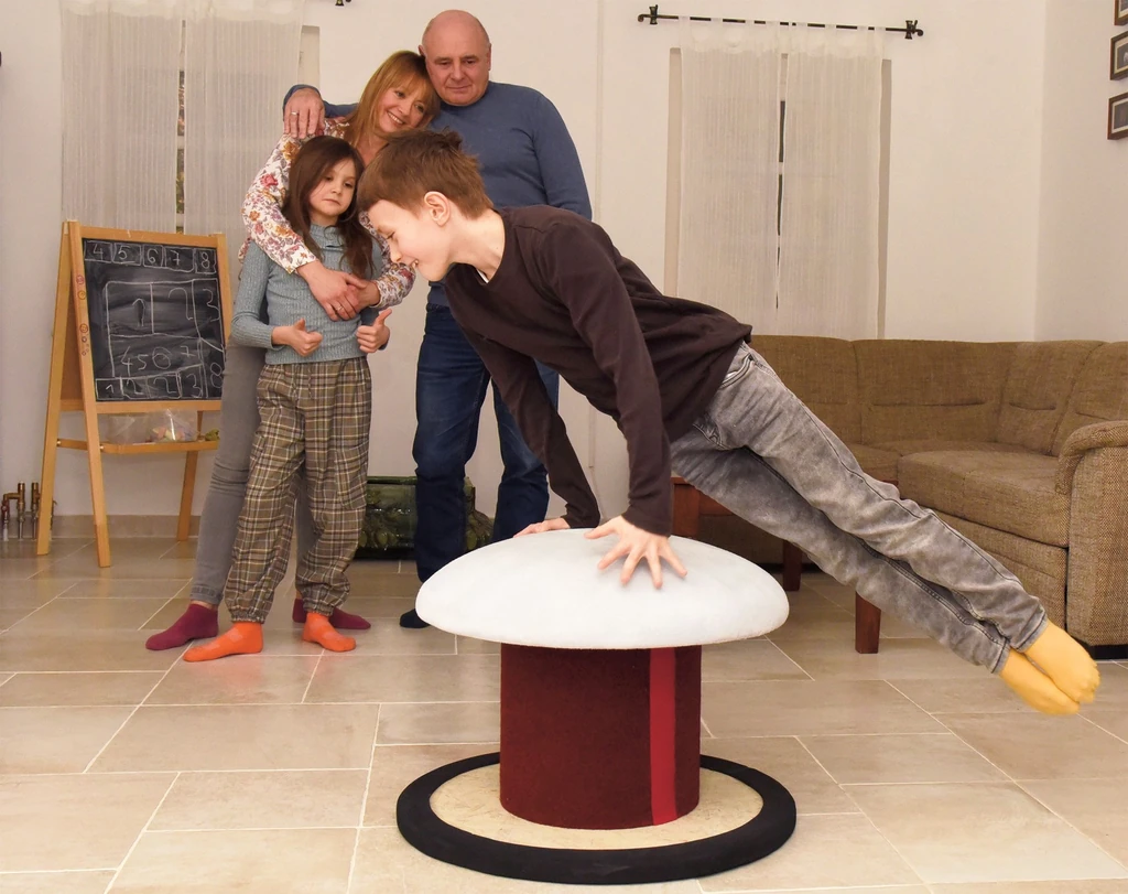 Berci tornásznak készül, a karantén alatt innen jelentkezett be az online edzésekre (Fotó: Olajos Piroska)