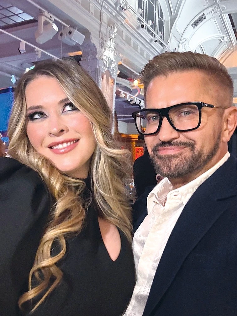 Linda szépsége azonnal rabul ejtette a milliárdos