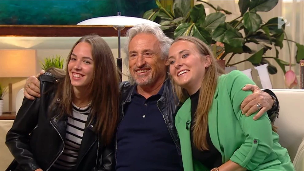 A színész nagyon büszke Emíliára (balra) és Lénára (Fotó: tv2play.hu/Mokka)