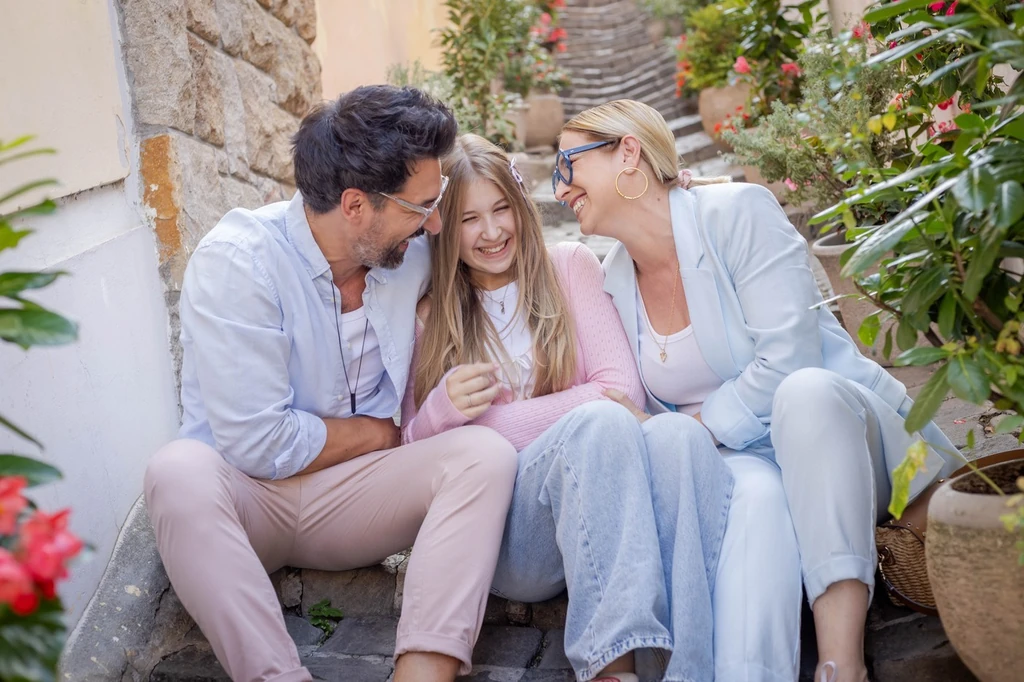 Kiss Ernő Zsolt, felesége, Nyári Darinka és lányuk, Zoé. A család minden évben izgatottan készül az ünnepekre (Fotó: Birton Szabolcs)