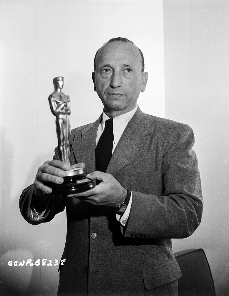 Michael Curtiz, azaz Kertély Mihály az Oscar-díjával (Fotó: Getty Images)