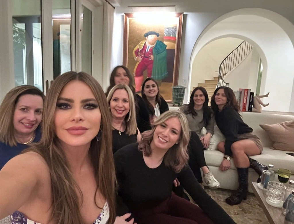 A nappaliban egy nagyobb társaság is kényelmesen elfér (Fotó: Facebook)