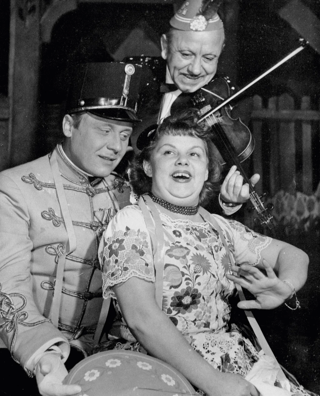 Lorán Lenke tele volt energiával, arra született, hogy szórakoztasson