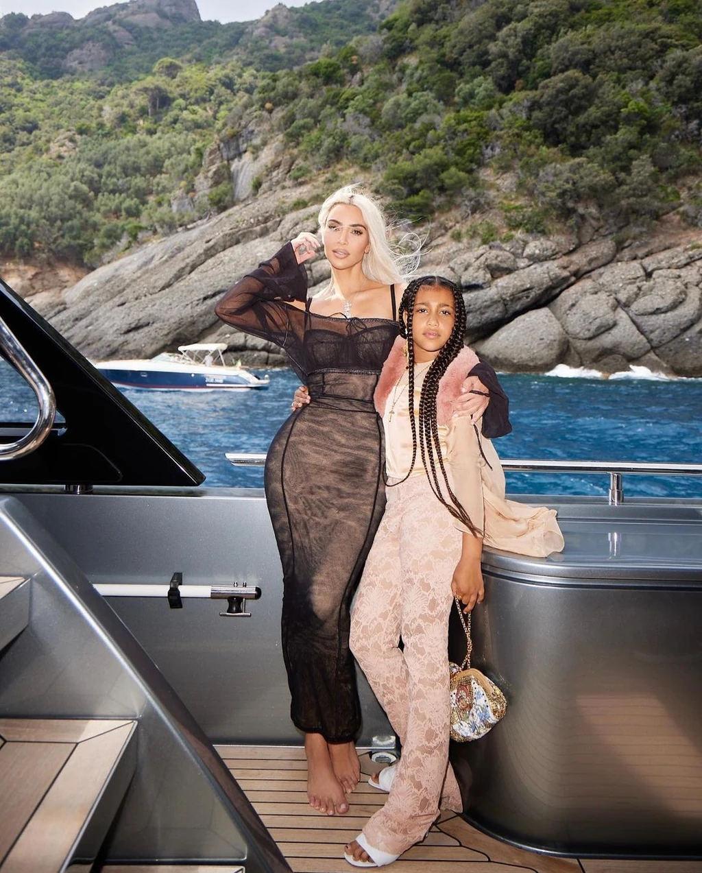 North West és édesanyja, Kim Kardashian (Fotó: Archív)