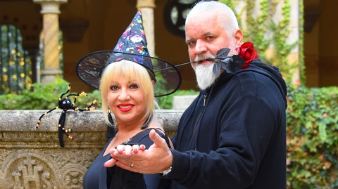 Zoltan Erika halloween